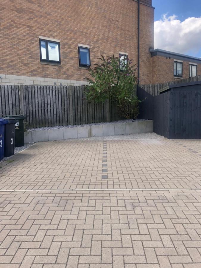 Barber House, Hoyland With Two Allocated Parking Spaces المظهر الخارجي الصورة